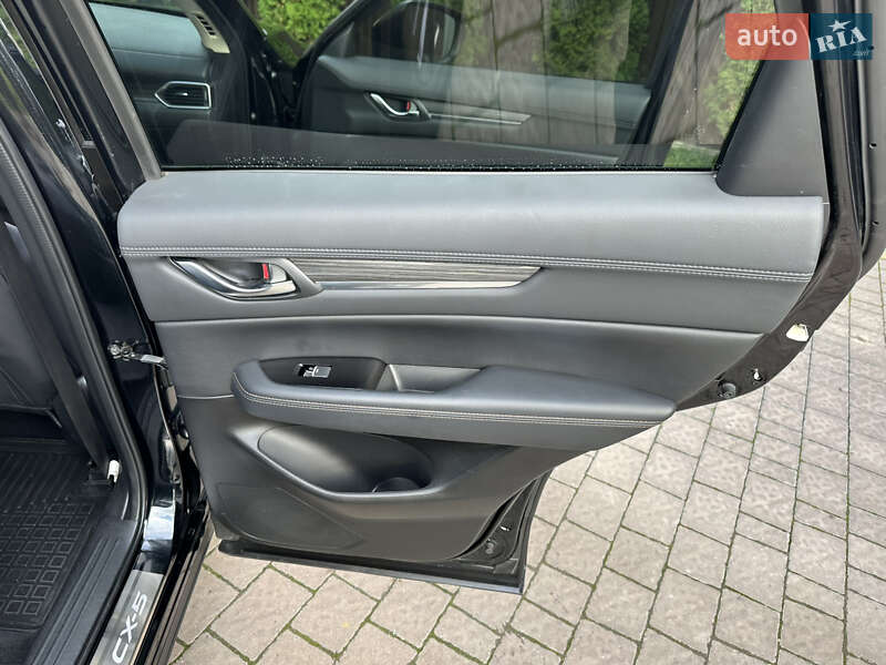 Позашляховик / Кросовер Mazda CX-5 2018 в Дубні