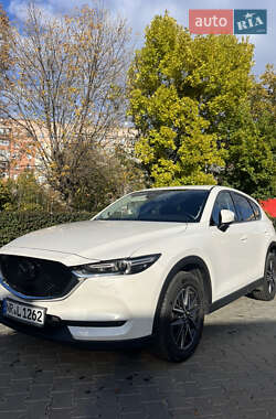 Внедорожник / Кроссовер Mazda CX-5 2017 в Черновцах