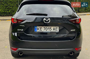 Позашляховик / Кросовер Mazda CX-5 2018 в 