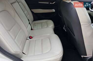 Внедорожник / Кроссовер Mazda CX-5 2018 в 