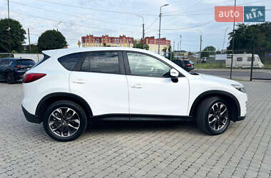 Позашляховик / Кросовер Mazda CX-5 2015 в 