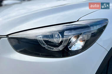 Позашляховик / Кросовер Mazda CX-5 2015 в 