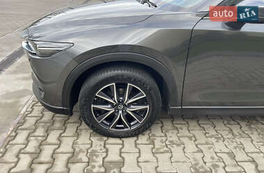 Позашляховик / Кросовер Mazda CX-5 2018 в 