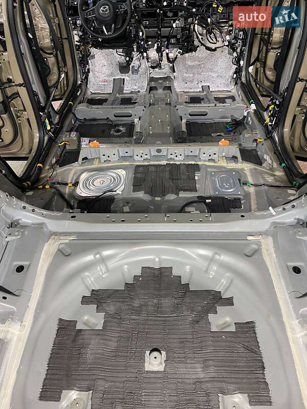 Позашляховик / Кросовер Mazda CX-5 2023 в Львові