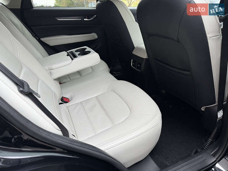 Внедорожник / Кроссовер Mazda CX-5 2019 в Киеве
