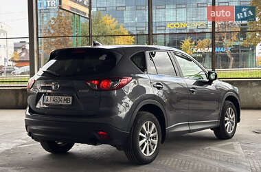 Позашляховик / Кросовер Mazda CX-5 2015 в 