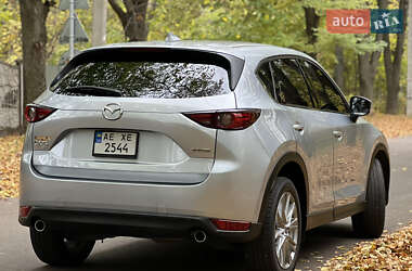 Позашляховик / Кросовер Mazda CX-5 2021 в 