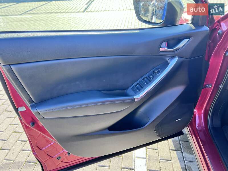 Позашляховик / Кросовер Mazda CX-5 2013 в Нововолинську