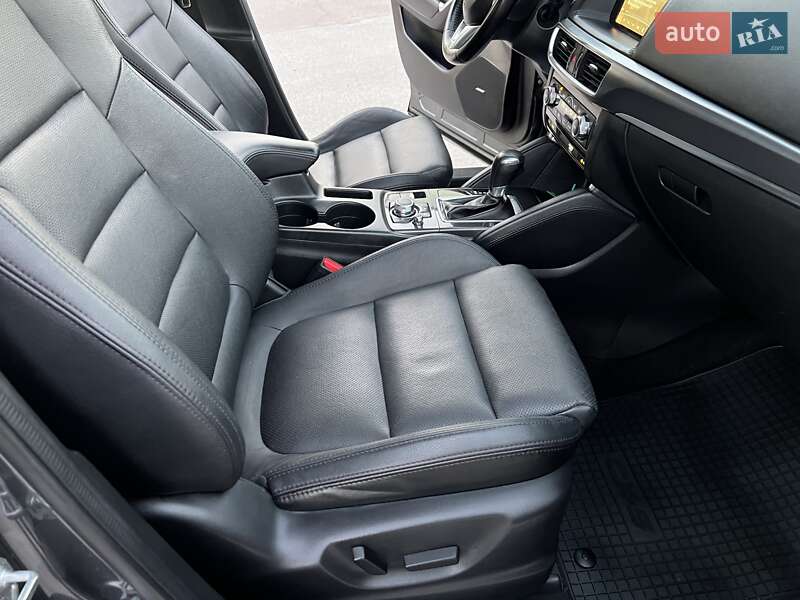 Позашляховик / Кросовер Mazda CX-5 2016 в Радивиліві