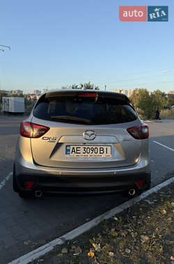 Позашляховик / Кросовер Mazda CX-5 2016 в  фото 10 Позашляховик / Кросовер Mazda CX-5 2016 в