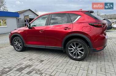 Позашляховик / Кросовер Mazda CX-5 2017 в  фото 6 Позашляховик / Кросовер Mazda CX-5 2017 в