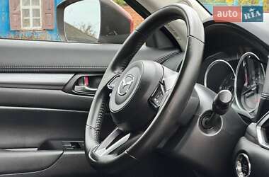 Позашляховик / Кросовер Mazda CX-5 2017 в 