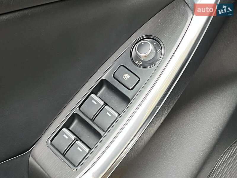 Позашляховик / Кросовер Mazda CX-5 2016 в Києві