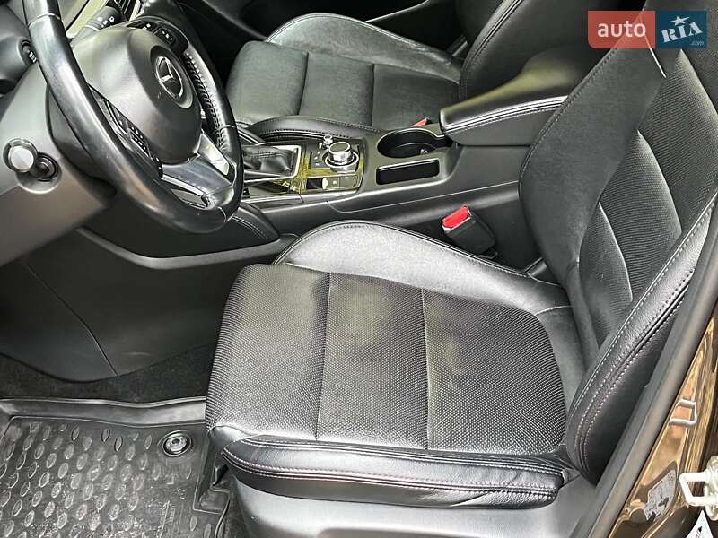 Позашляховик / Кросовер Mazda CX-5 2016 в Києві