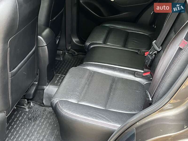 Позашляховик / Кросовер Mazda CX-5 2016 в Києві