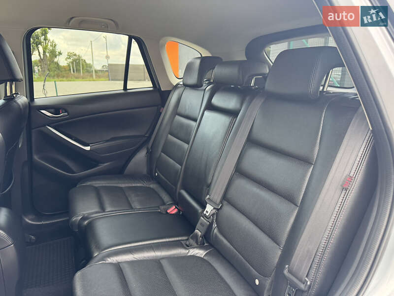 Позашляховик / Кросовер Mazda CX-5 2016 в Лопатині