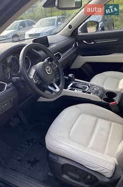 Позашляховик / Кросовер Mazda CX-5 2018 в  фото 19 Позашляховик / Кросовер Mazda CX-5 2018 в