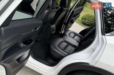 Позашляховик / Кросовер Mazda CX-5 2019 в  фото 89 Позашляховик / Кросовер Mazda CX-5 2019 в