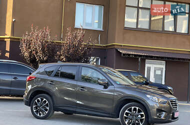 Позашляховик / Кросовер Mazda CX-5 2015 в  фото 8 Позашляховик / Кросовер Mazda CX-5 2015 в
