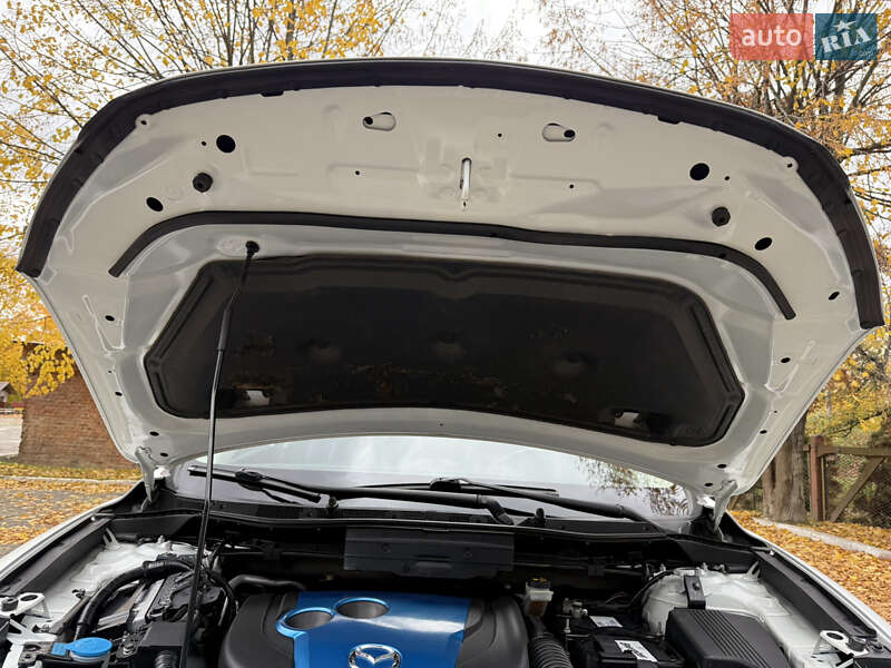 Позашляховик / Кросовер Mazda CX-5 2012 в Луцьку