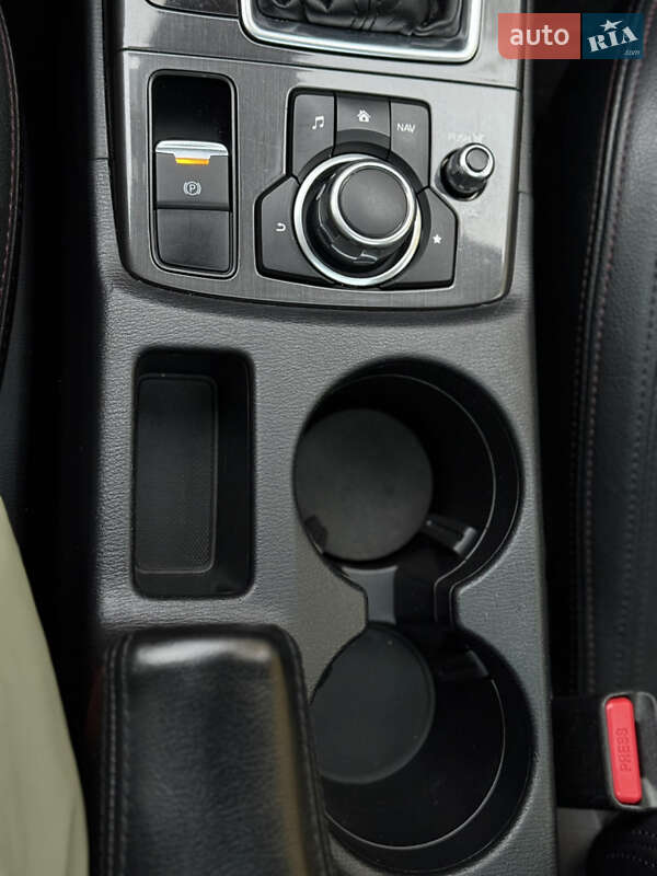 Позашляховик / Кросовер Mazda CX-5 2016 в Чернігові