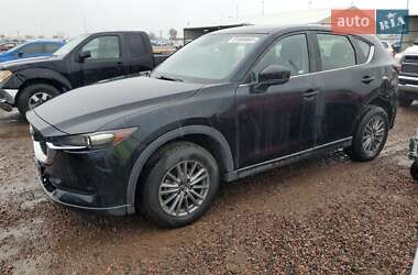 Позашляховик / Кросовер Mazda CX-5 2017 в  Позашляховик / Кросовер Mazda CX-5 2017 в