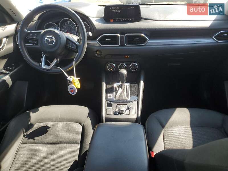 Позашляховик / Кросовер Mazda CX-5 2017 в Полтаві фото 8 Позашляховик / Кросовер Mazda CX-5 2017 в Полтаві