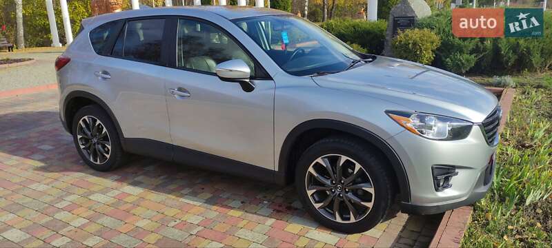 Внедорожник / Кроссовер Mazda CX-5 2016 в Миргороде