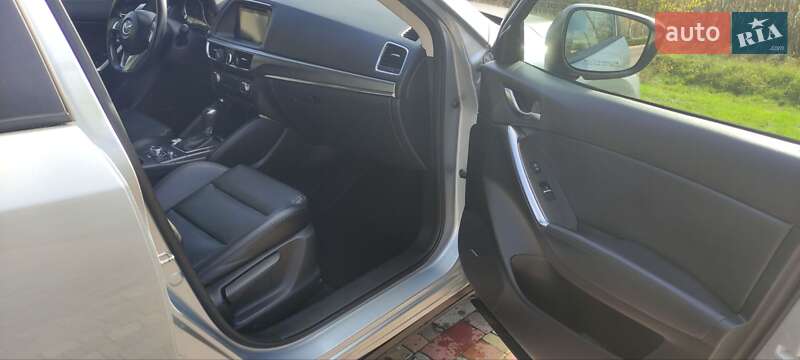 Внедорожник / Кроссовер Mazda CX-5 2016 в Миргороде