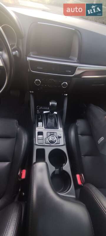 Внедорожник / Кроссовер Mazda CX-5 2016 в Миргороде