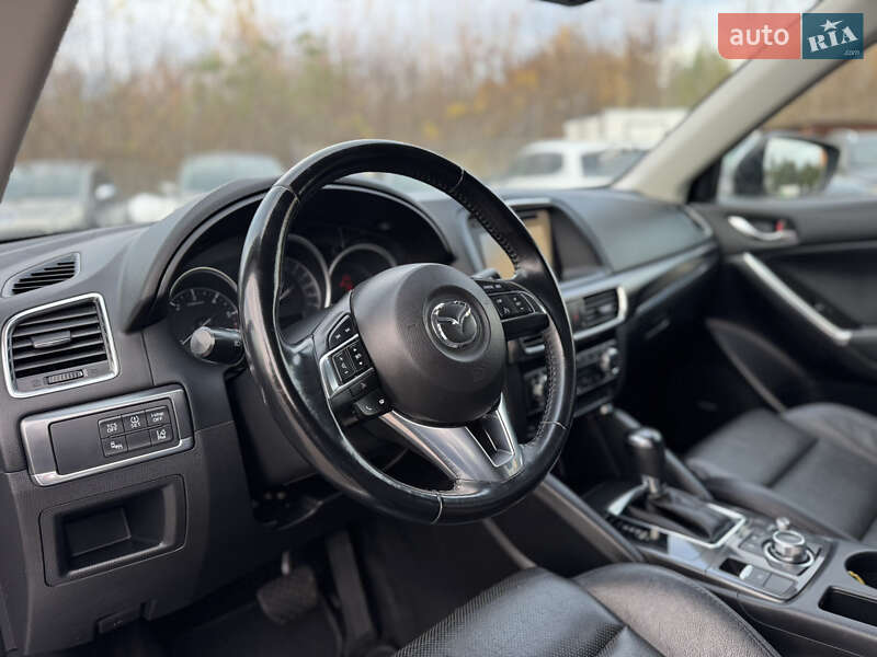 Внедорожник / Кроссовер Mazda CX-5 2016 в Дубно