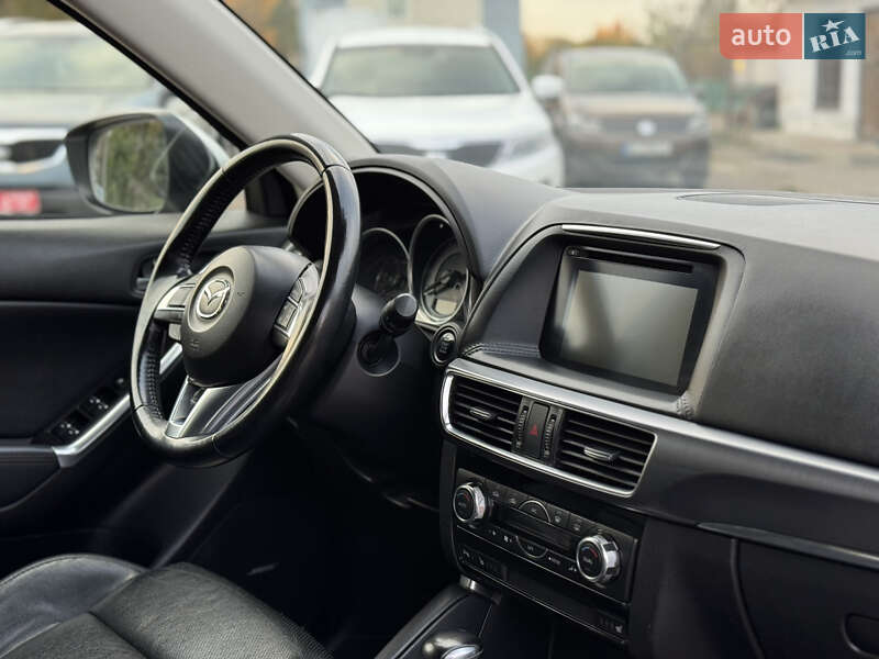 Внедорожник / Кроссовер Mazda CX-5 2016 в Дубно