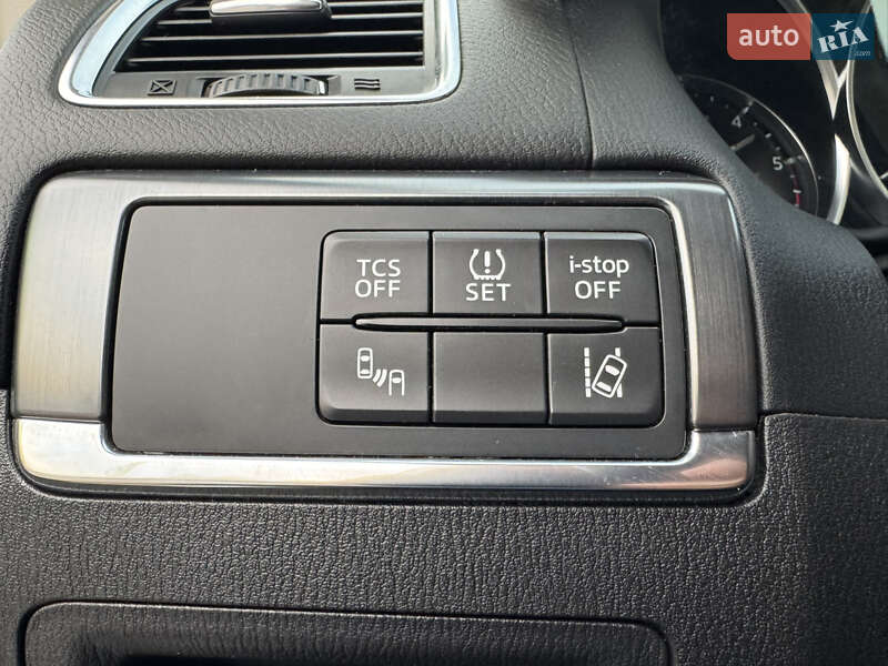 Внедорожник / Кроссовер Mazda CX-5 2016 в Дубно