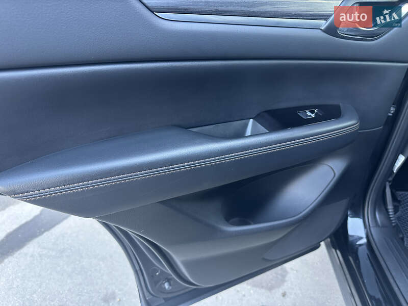 Позашляховик / Кросовер Mazda CX-5 2018 в Миколаєві