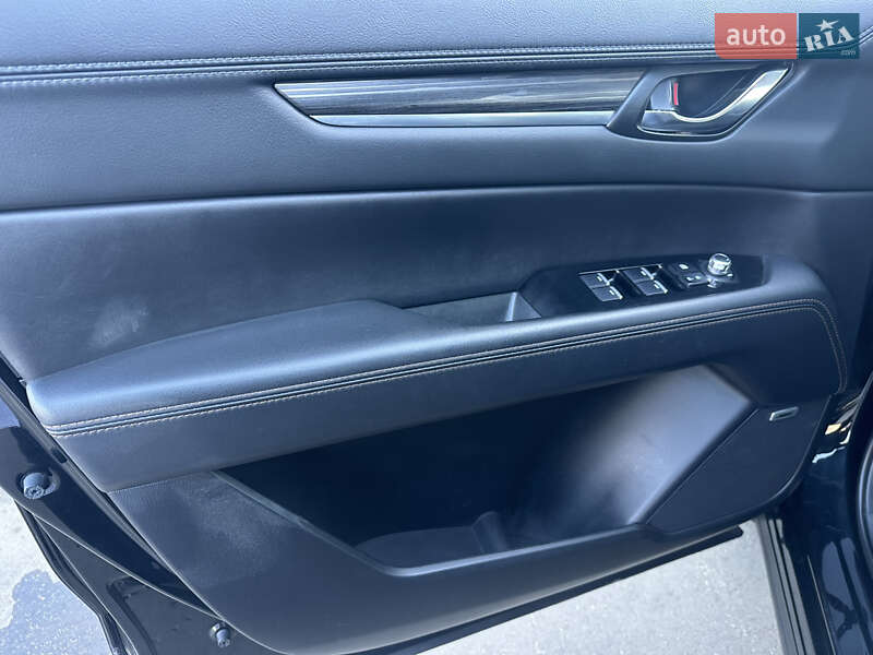 Позашляховик / Кросовер Mazda CX-5 2018 в Миколаєві