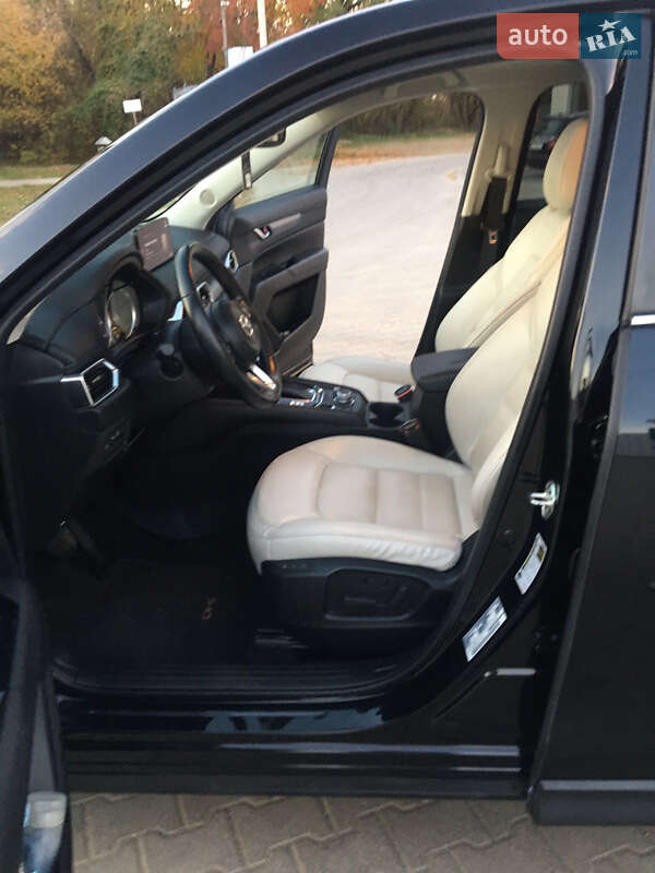 Внедорожник / Кроссовер Mazda CX-5 2022 в Черновцах