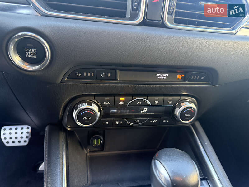 Позашляховик / Кросовер Mazda CX-5 2018 в Києві фото 33 Позашляховик / Кросовер Mazda CX-5 2018 в Києві