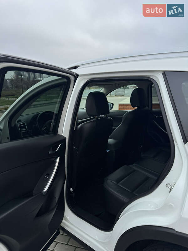 Внедорожник / Кроссовер Mazda CX-5 2016 в Харькове