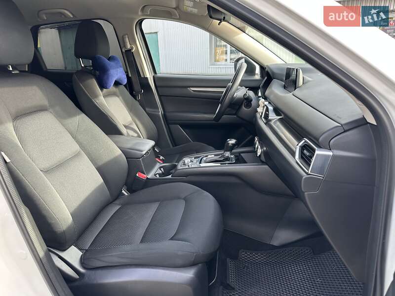 Позашляховик / Кросовер Mazda CX-5 2017 в Києві фото 29 Позашляховик / Кросовер Mazda CX-5 2017 в Києві