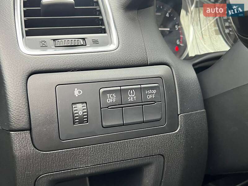 Позашляховик / Кросовер Mazda CX-5 2015 в Києві