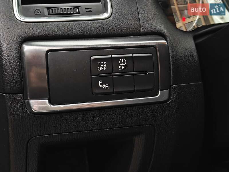 Позашляховик / Кросовер Mazda CX-5 2016 в Одесі фото 18 Позашляховик / Кросовер Mazda CX-5 2016 в Одесі