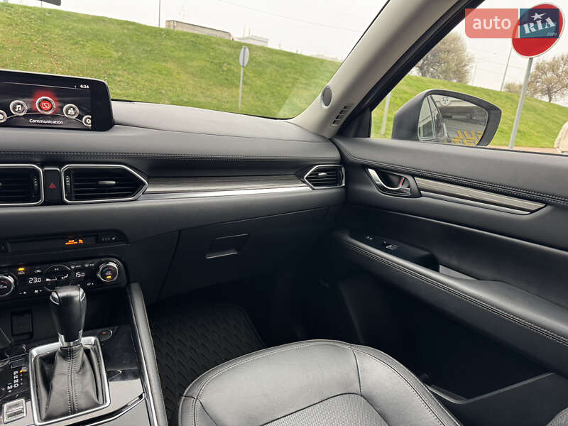 Внедорожник / Кроссовер Mazda CX-5 2018 в Киеве