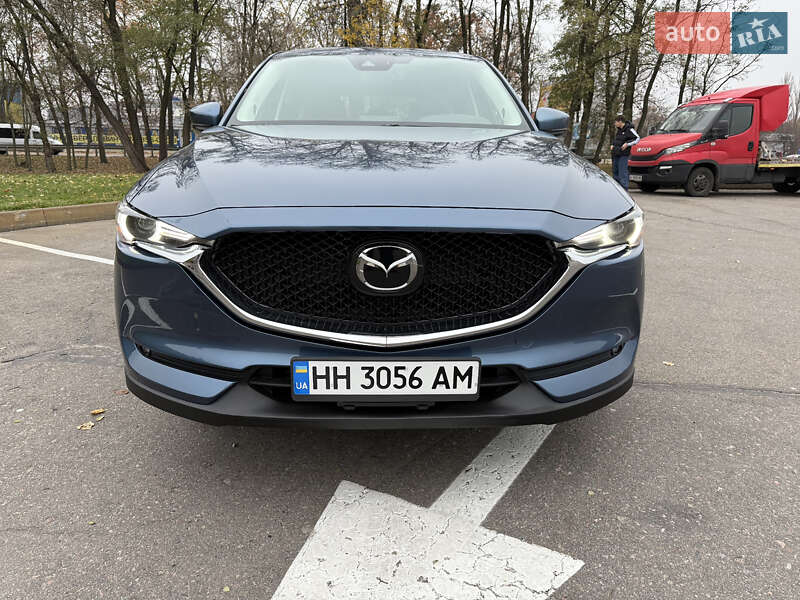 Внедорожник / Кроссовер Mazda CX-5 2017 в Киеве