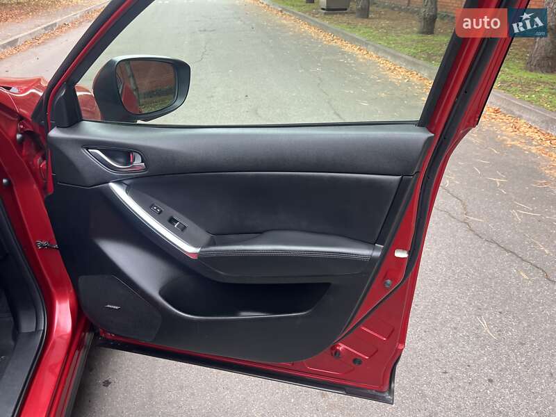 Позашляховик / Кросовер Mazda CX-5 2016 в Дніпрі