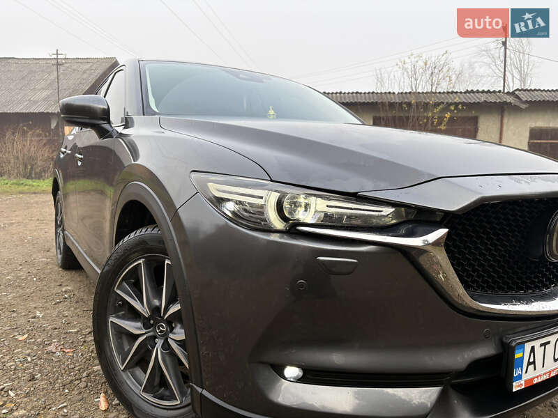 Внедорожник / Кроссовер Mazda CX-5 2017 в Ивано-Франковске фото 2 Внедорожник / Кроссовер Mazda CX-5 2017 в Ивано-Франковске