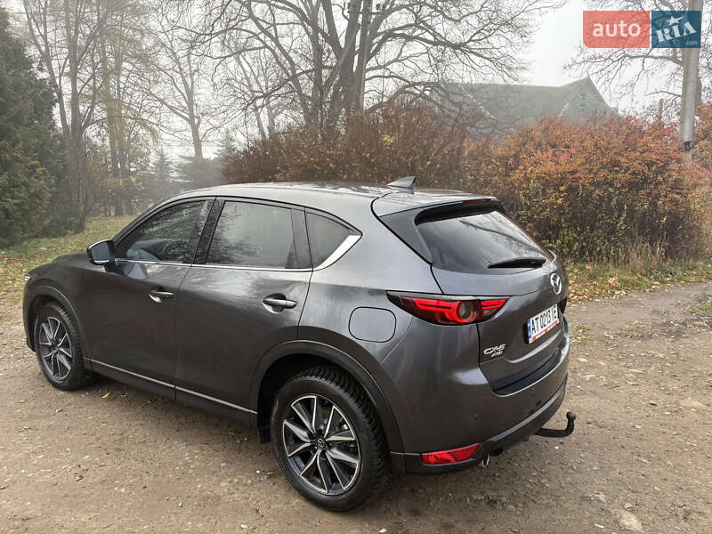 Внедорожник / Кроссовер Mazda CX-5 2017 в Ивано-Франковске фото 7 Внедорожник / Кроссовер Mazda CX-5 2017 в Ивано-Франковске