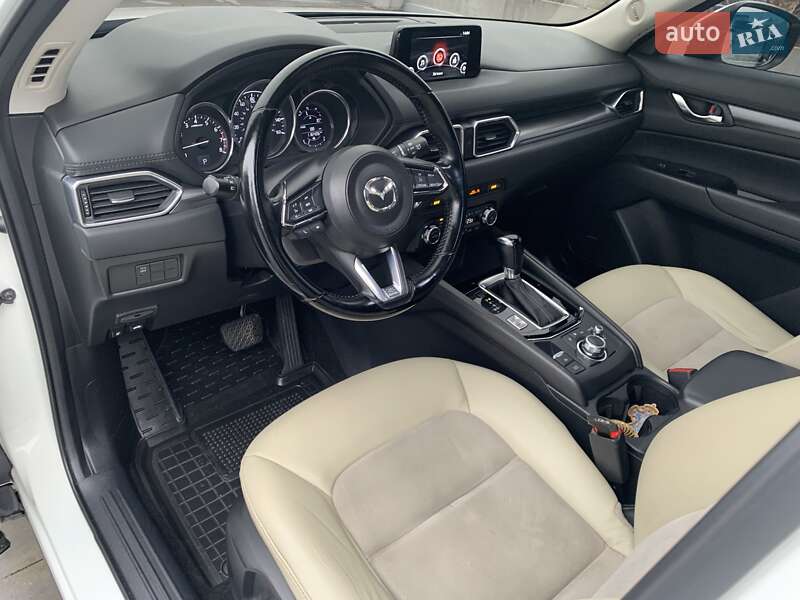 Внедорожник / Кроссовер Mazda CX-5 2017 в Киеве