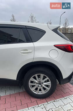 Внедорожник / Кроссовер Mazda CX-5 2015 в Софиевской Борщаговке