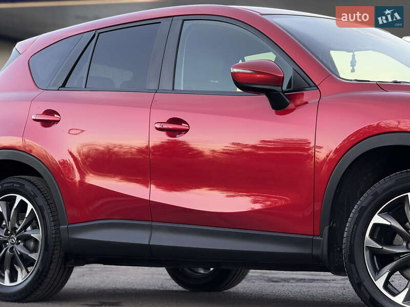 Позашляховик / Кросовер Mazda CX-5 2015 в Радивиліві