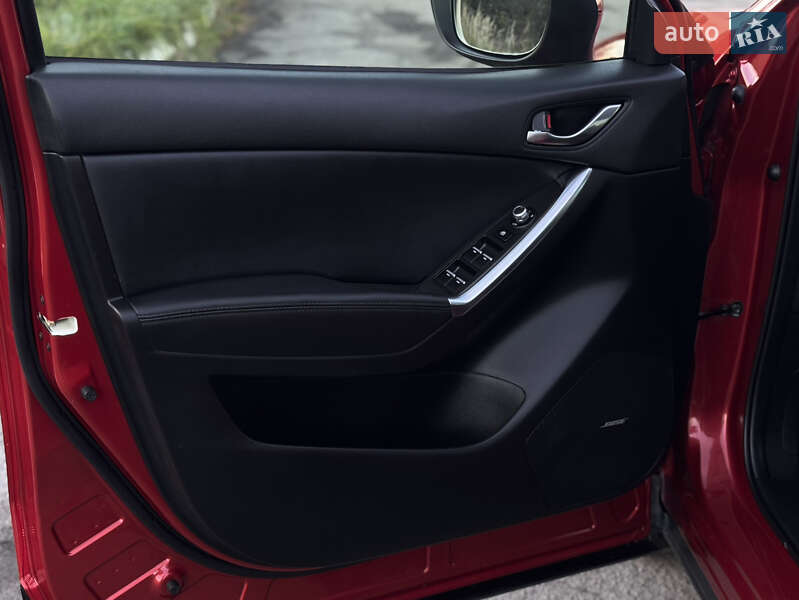Позашляховик / Кросовер Mazda CX-5 2015 в Радивиліві